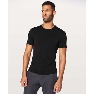 Lululemon 5 Year Basic Black Men’s T-Shirt Size Small